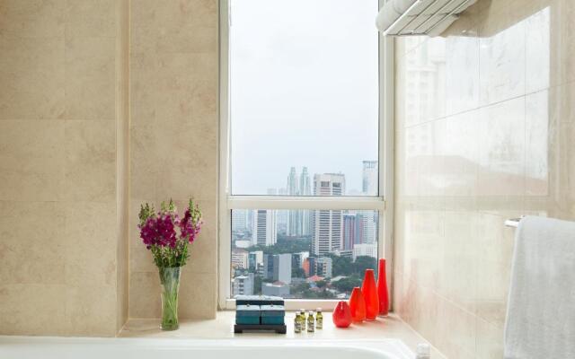 Three Bedroom Executive Apartment, Somerset Berlian Jakarta