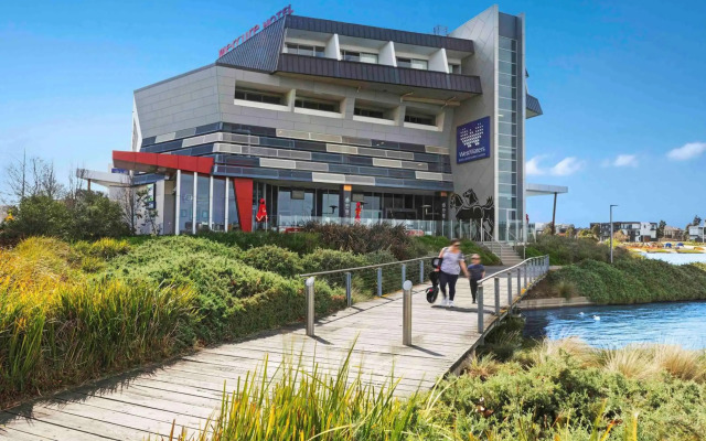Mercure Melbourne Caroline Springs