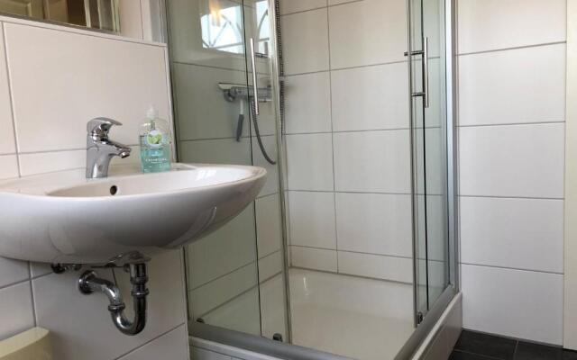 Fritz_Reuter_Str_Sonnenuhr_Wg_5