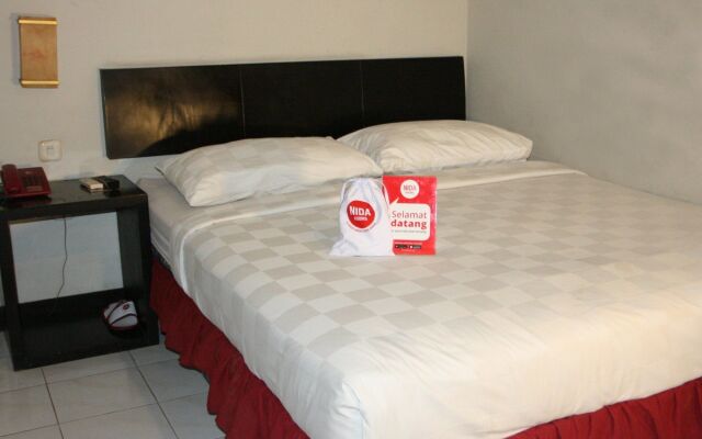 NIDA Rooms Mangga Besar 180 at Feodora Hotel Mabes