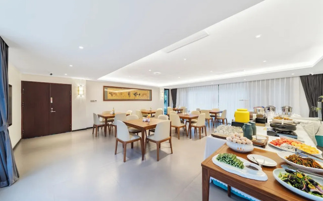 Kunming Boyue Hotel