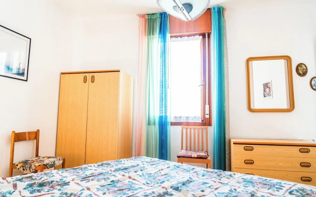 Colourful Apartment With Terrace in Bibione