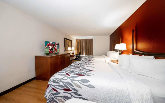 Red Roof Inn & Suites Biloxi - Ocean Springs