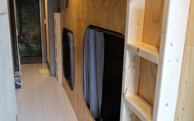 Picnic Hostel Osaka