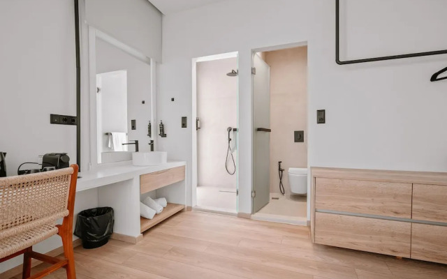 Plānis Str Urban Suites by Semavi