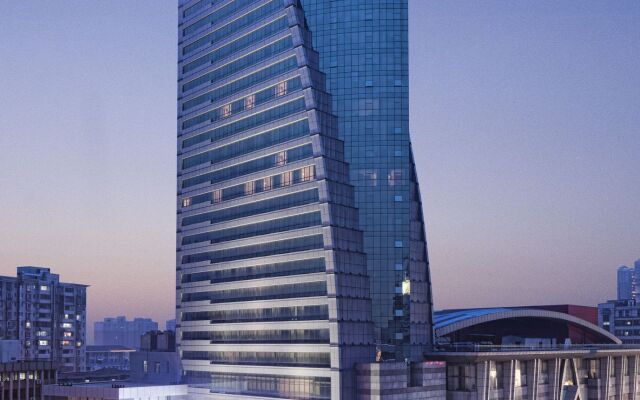 Grandskylight Hotel