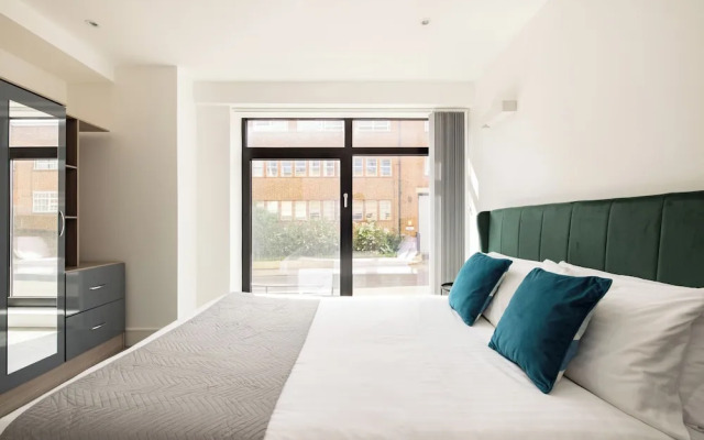 Charles Hope Apartments Brentford