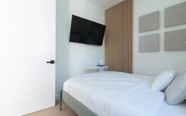 Scandinavian-style 1BR Apartment Built 2024 p80