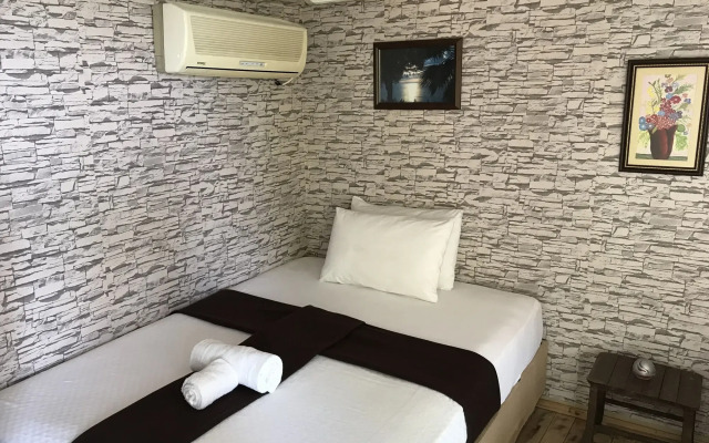Ayanya Beach & Bistro Bungalows