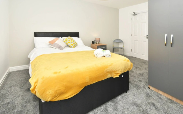Townhouse@ 147 Westminster Street Crewe
