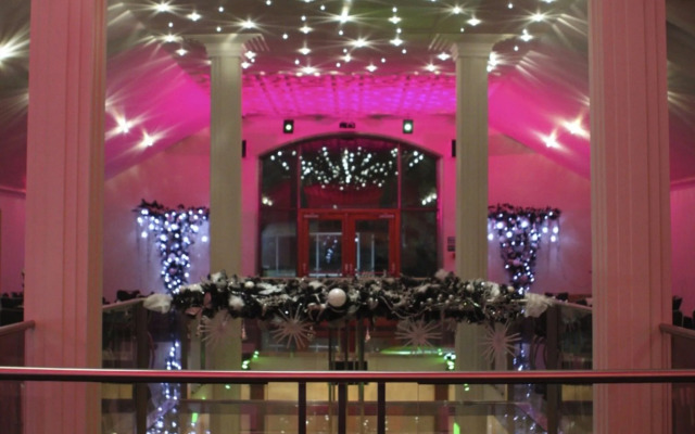 The Saddleworth Hotel