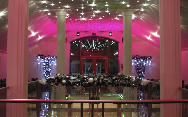 The Saddleworth Hotel