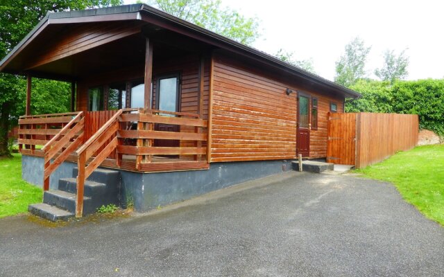 Bluebell Lodge 7 with Hot Tub