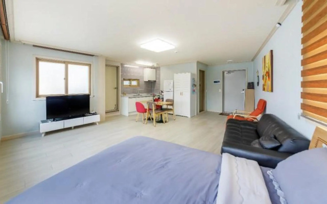 Yeosu Ocean View Pension