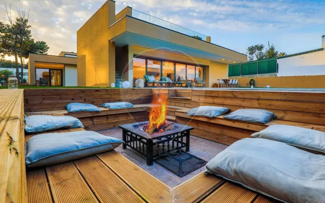Modern 4-bed Villa 4K Beach 30k Lisbon