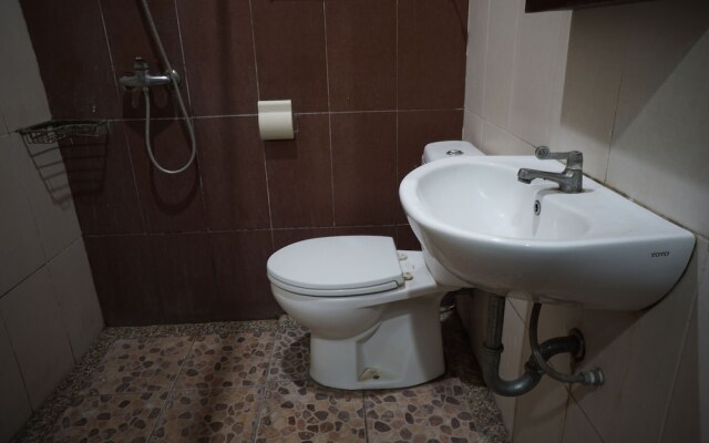 OYO 92863 Hotel Blessing