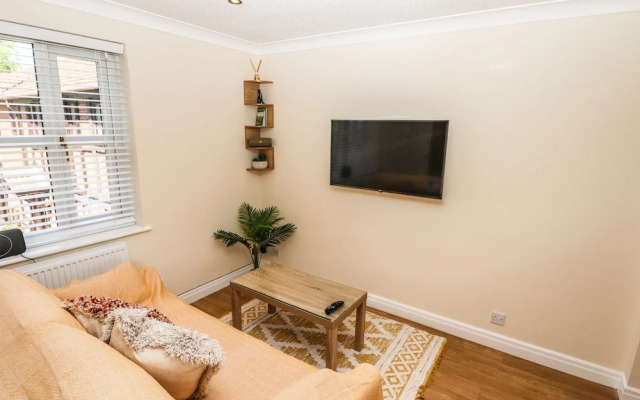 3 Rothbury Place