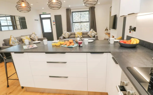 2 Salubrious Terrace