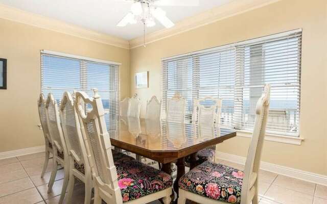 Drottningholm by Meyer Vacation Rentals