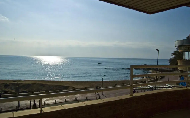 Sunset Caravela