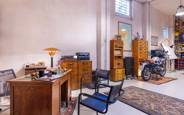 The Urban Loft by Mmega