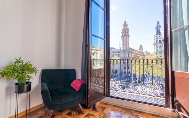 Miró in Barcelona with 2 bedrooms and 2 bathrooms
