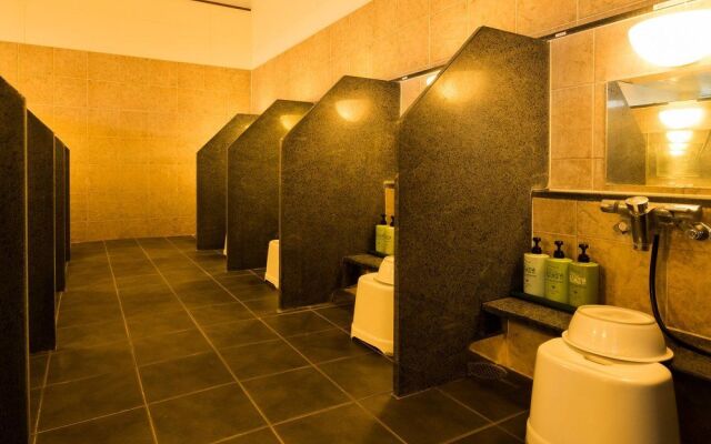 Hotel Areaone Hiroshimawing