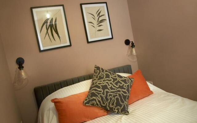 Knightstone Apartment