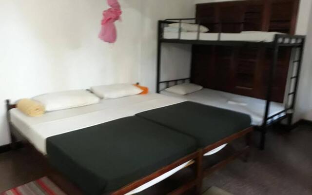 Drop Hostel