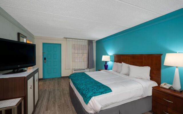 Econo Lodge College Park