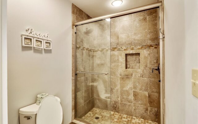 Greens 190 - Three Bedroom Condo