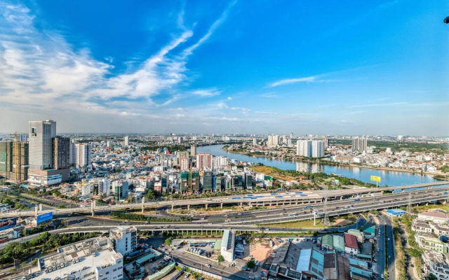 DongDong Skyview APT in Landmark81 Tower