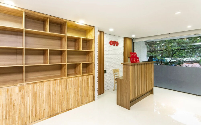 OYO 736 Noir Apartment