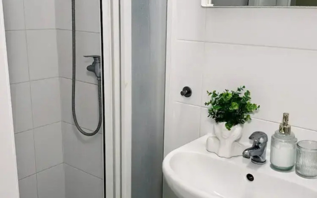 Bright and Cozy 40 m² Apartment at Prague 7