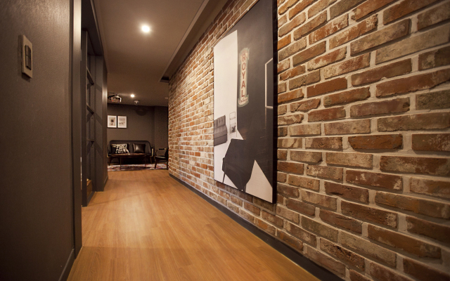 Brown-dot Changwon Myeongseo Convention