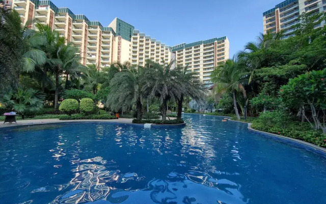 Amanda Seaview Resort Apartment