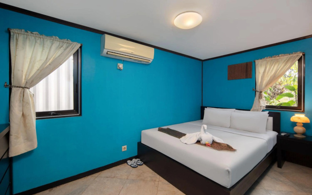 Royal Caravan Hotel Trawas