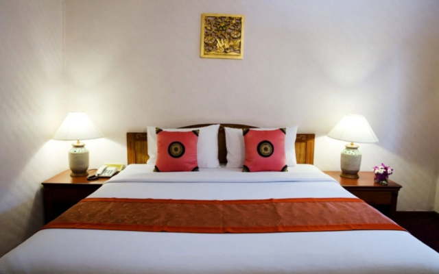 S Lodge Pattaya (formally known as Sabai Lodge)
