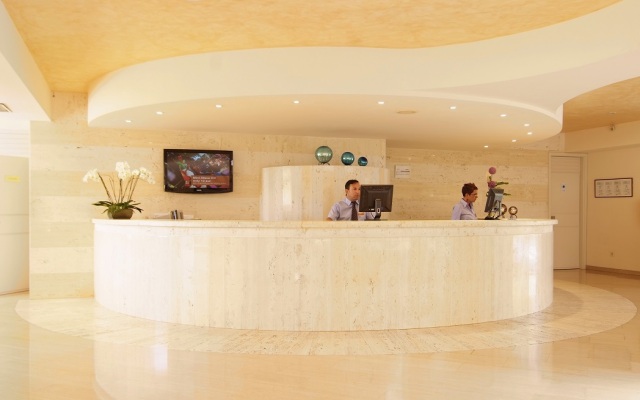 Viva Palma Nova Aparthotel