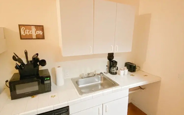 Marion Square Suites