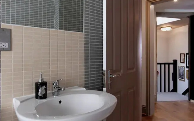 Round House Apartments