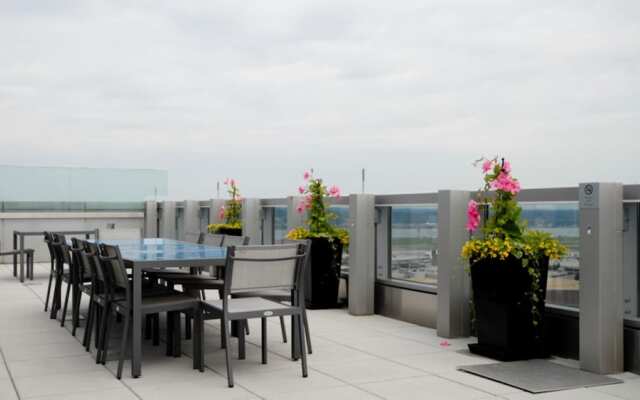 Bluebird Suites near National Airport