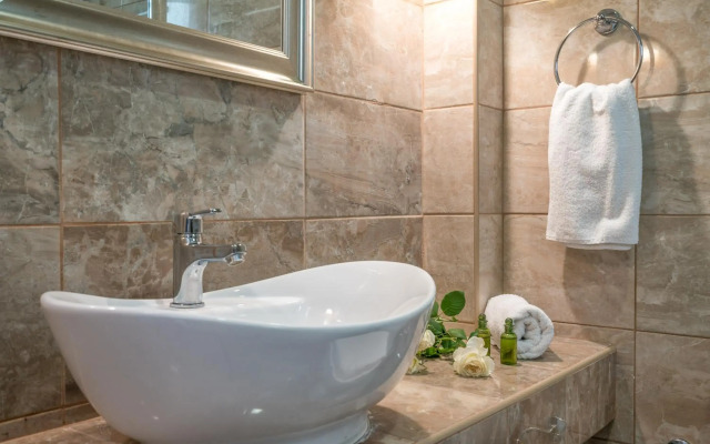 Aeolos Boutique Resort and Suites