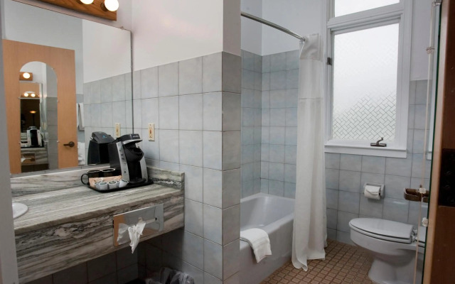 La Tourelle Inn & Spa