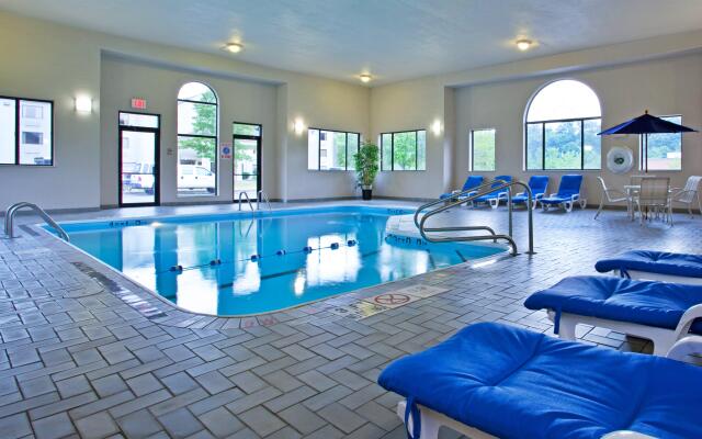Holiday Inn Express Pittsburgh North by IHG