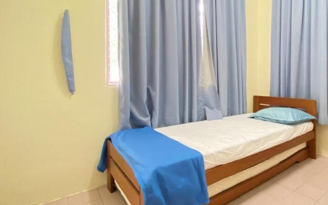 Oyo 90199 Homely&cozy House