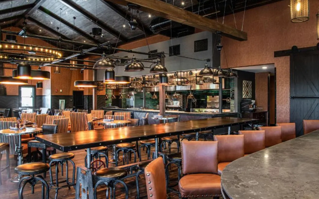 Craftsman Inn & Conference Center