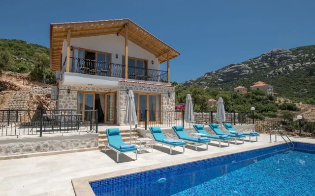 Villa Gedimc by Akdenizvillam