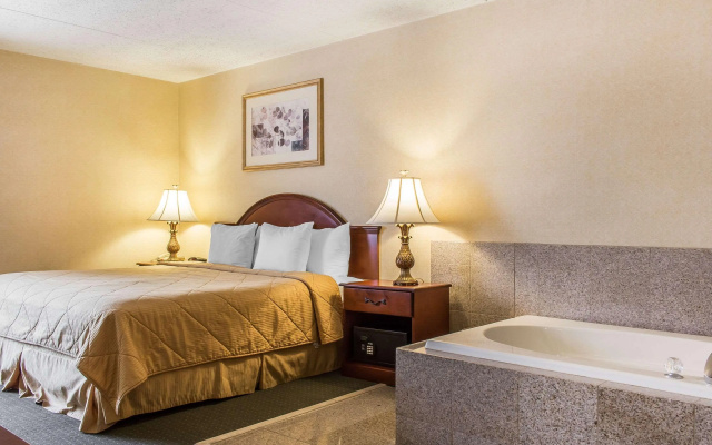 Quality Inn Hackettstown - Long Valley
