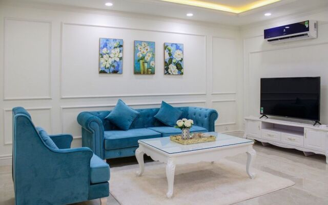 D' Le Roi Soleil Luxury Apartment Wesstlake
